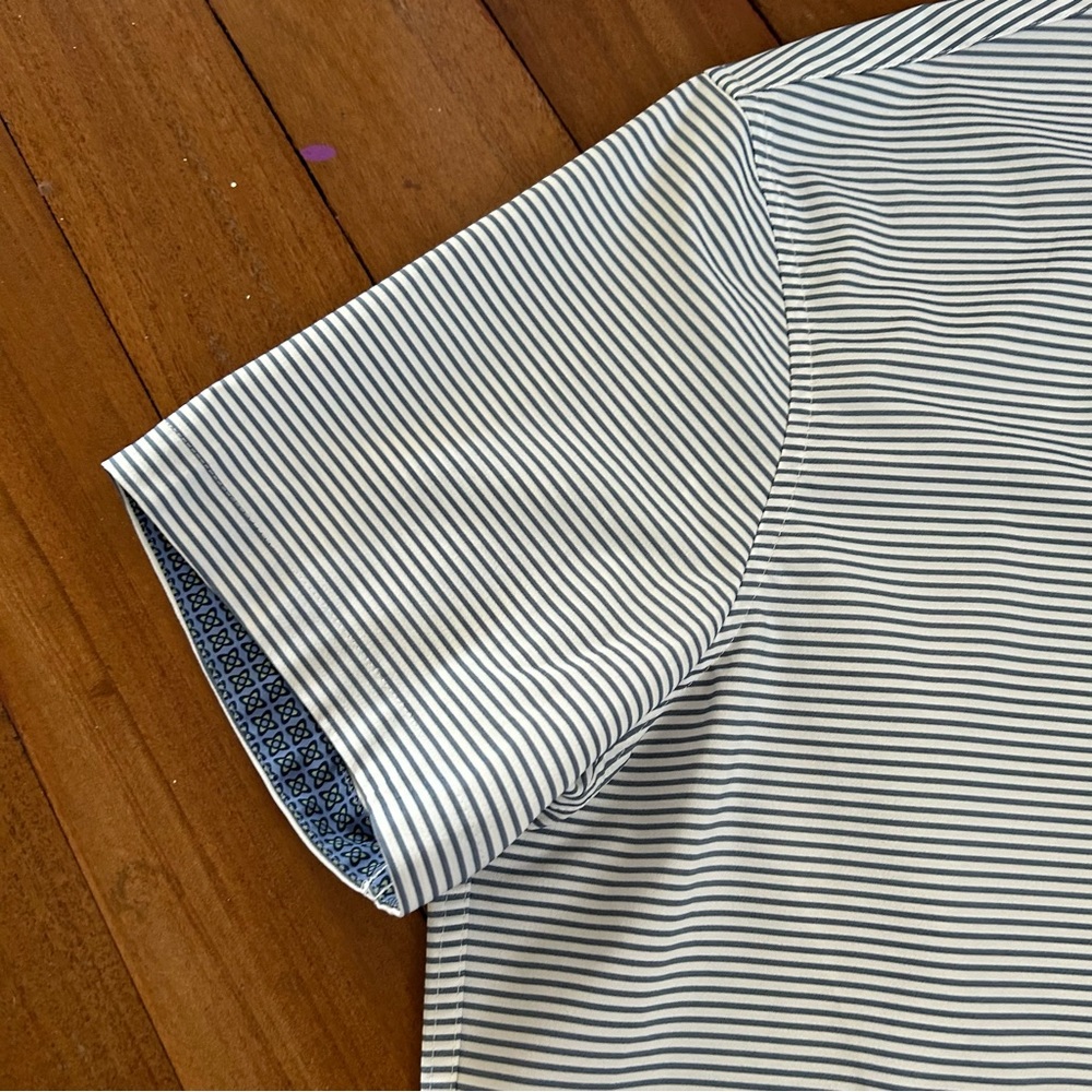 Mizzen+Main Blue and White Striped Casual Button Down Shirt - Picture 8 of 14